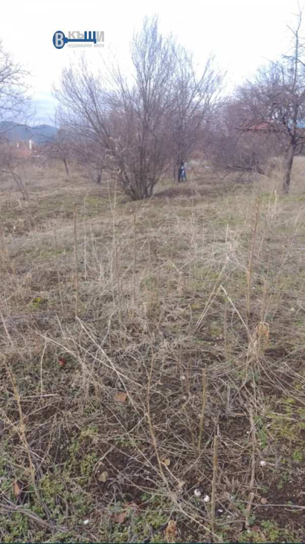 Продава парцел, с. леденик, област велико търново