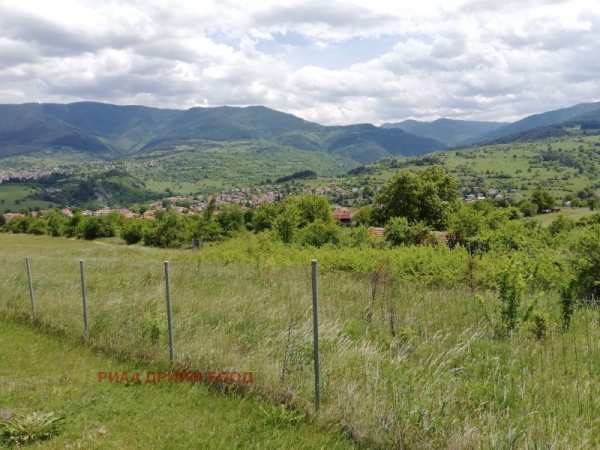 Продава парцел, с. хвойна, област смолян