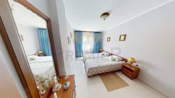 Продава  къща с. Кошарица, област Бургас
      264 кв.м