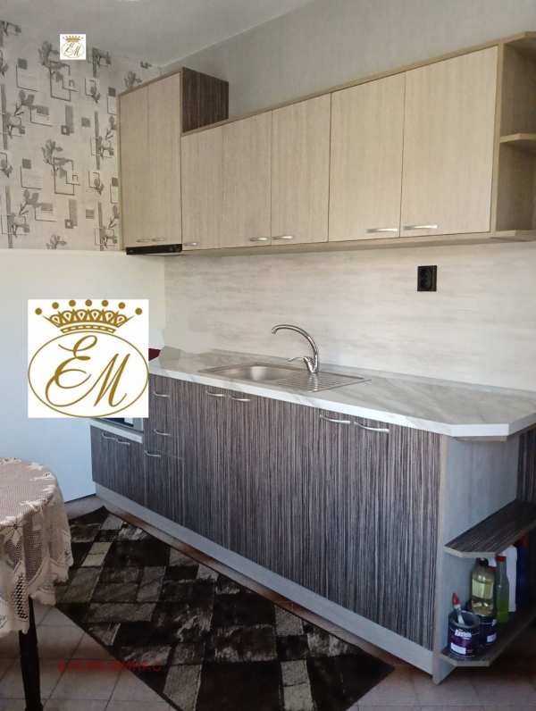 Продава 3-стаен, гр. шумен, добруджански