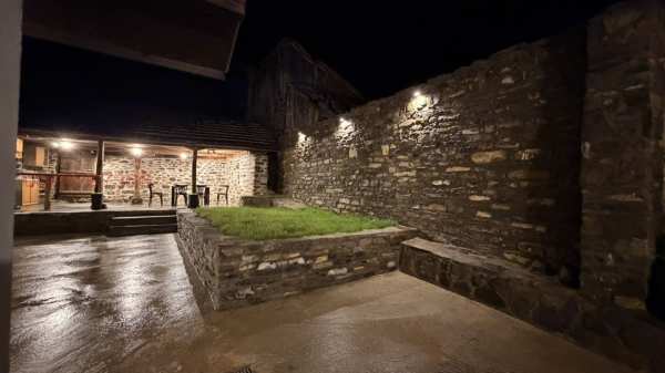 Продава къща, гр. троян, област ловеч