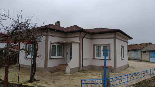 Продава къща, с. соколово, област добрич