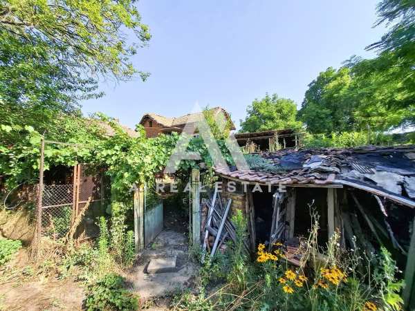Продава къща, с. садовец, област плевен