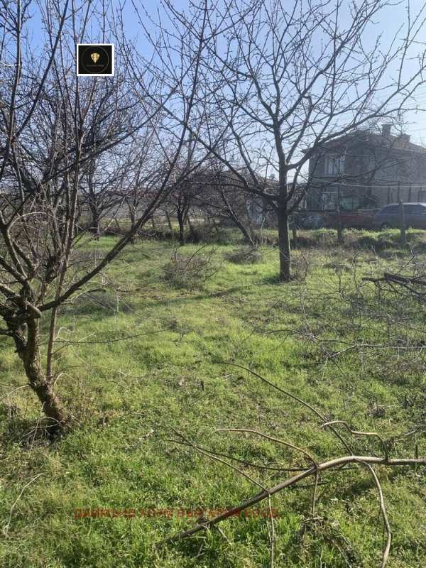 Продава парцел, с. червен, област пловдив
