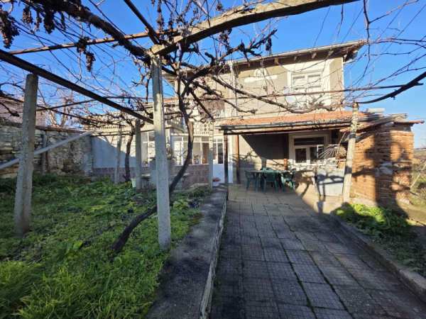 Продава къща, с. стамболово, област хасково