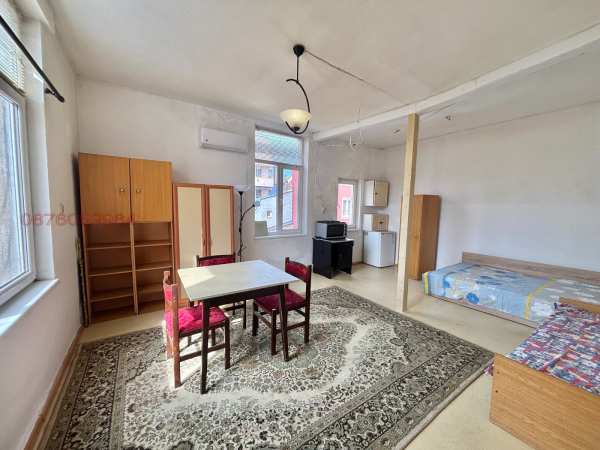 Продава 1-стаен, гр. пловдив, център