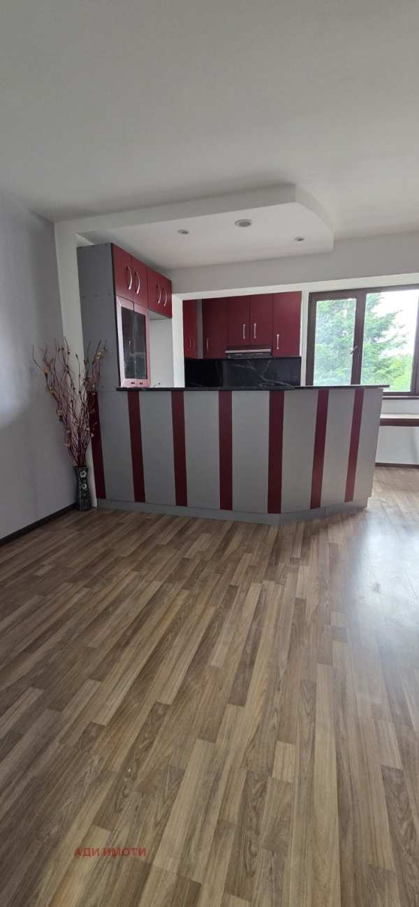 Продава 2-стаен, гр. сопот, област пловдив