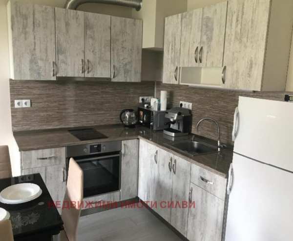 Продава 4-стаен, гр. шумен, 5-ти полк