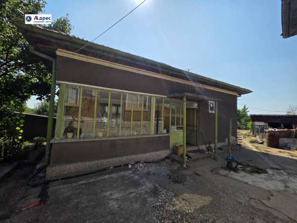 Продава къща, с. покрайна, област видин
