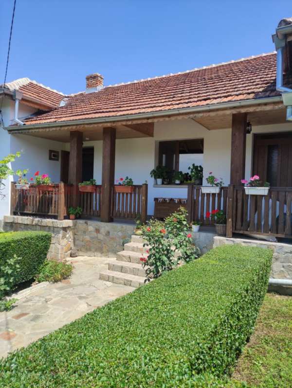 Продава къща, с. крушуна, област ловеч
