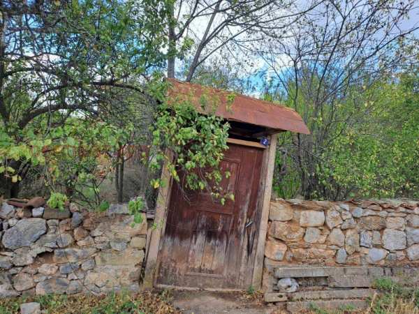 Продава парцел, с. таваличево, област кюстендил