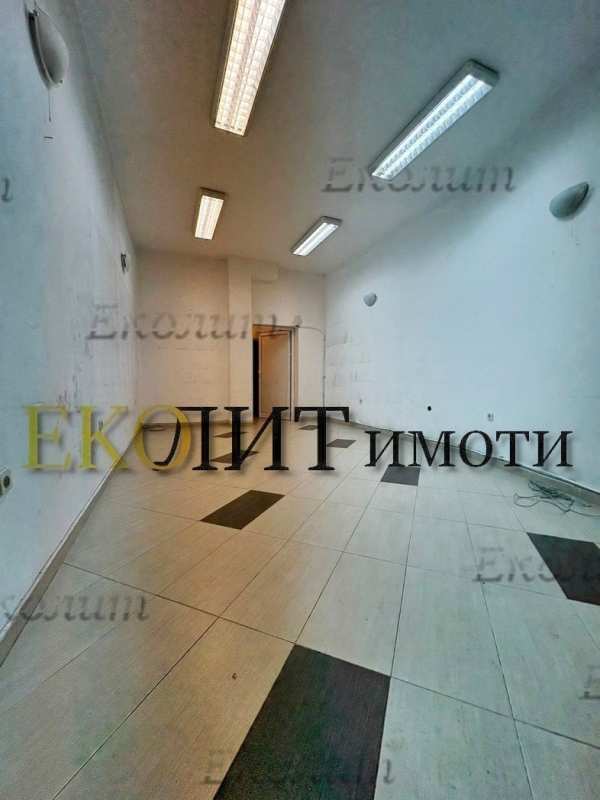 Продава бизнес имот, гр. софия, слатина