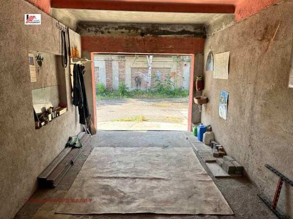 Продава гараж, паркомясто, гр. кърджали, център