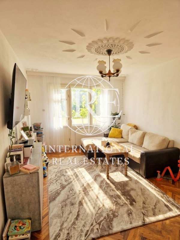 Продава 4-стаен, гр. добрич, добротица - албенска