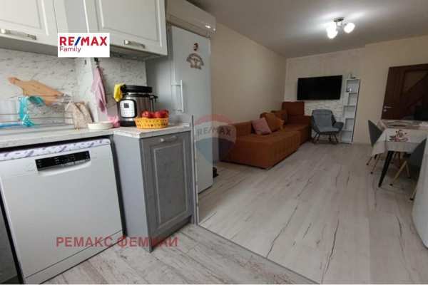 Продава 4-стаен, гр. варна, трошево