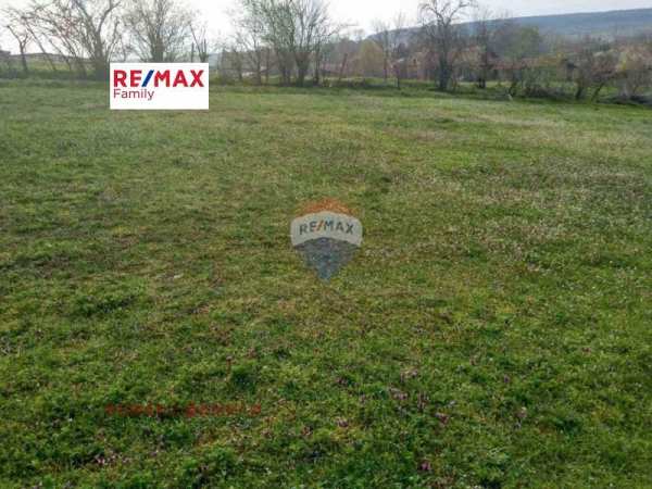 Продава  парцел с. Приселци, област Варна
      3468 кв.м