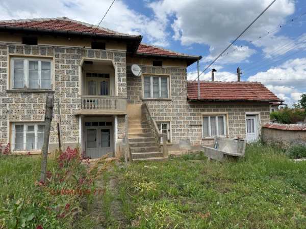 Продава къща, с. пелишат, област плевен