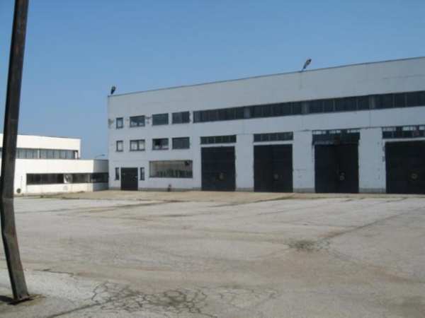 Дава под наем пром. помещение, гр. монтана, промишлена зона