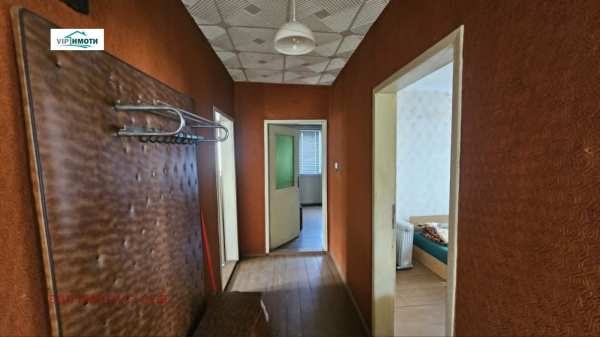 Дава под наем 3-стаен, гр. ловеч, вароша