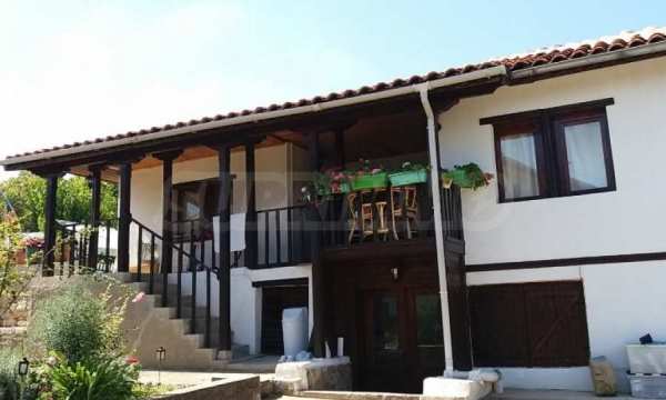 Дава под наем къща, с. самоводене, област велико търново