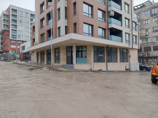 Дава под наем магазин, гр. велико търново, център