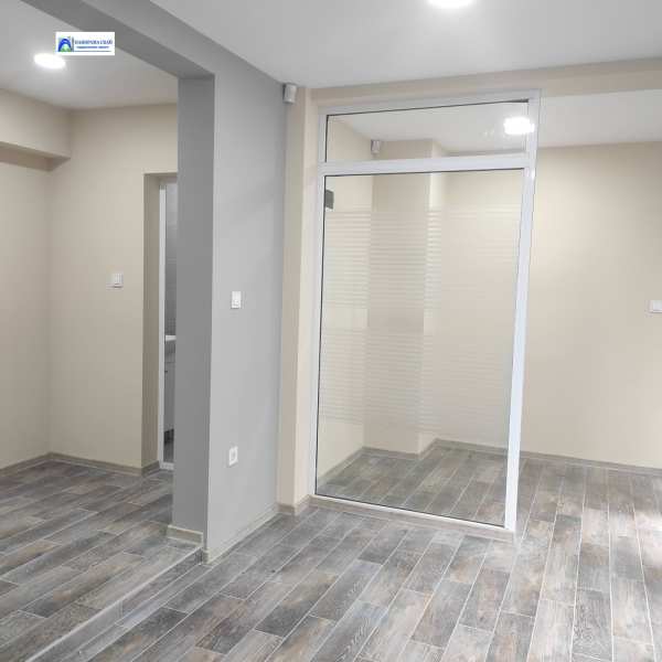 Дава под наем офис, гр. плевен, идеален център