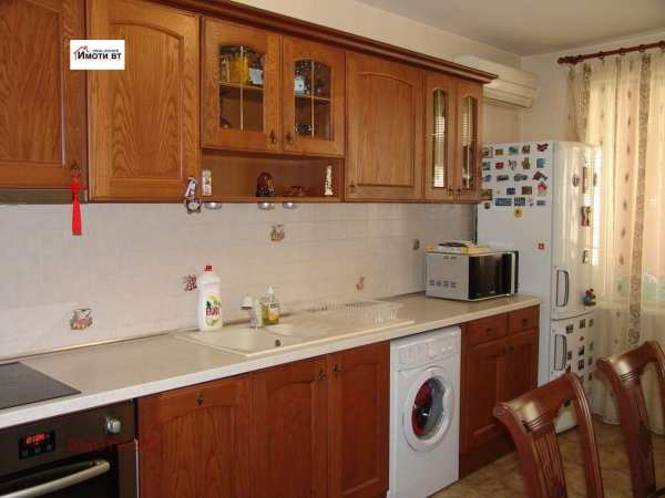 Дава под наем 3-стаен, гр. велико търново, колю фичето