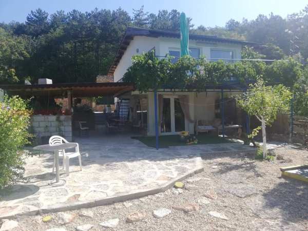 Дава под наем вила, гр. балчик, област добрич