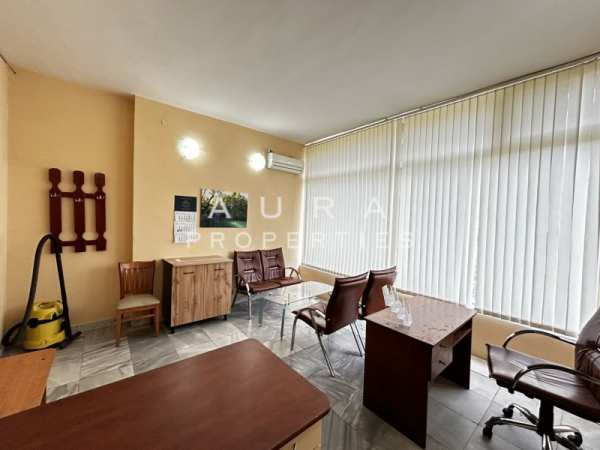 Дава под наем офис, гр. разград, варош