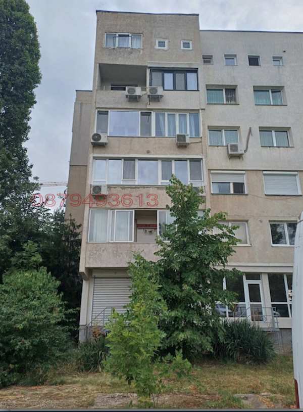 Дава под наем ателие, таван, гр. софия, младост 4