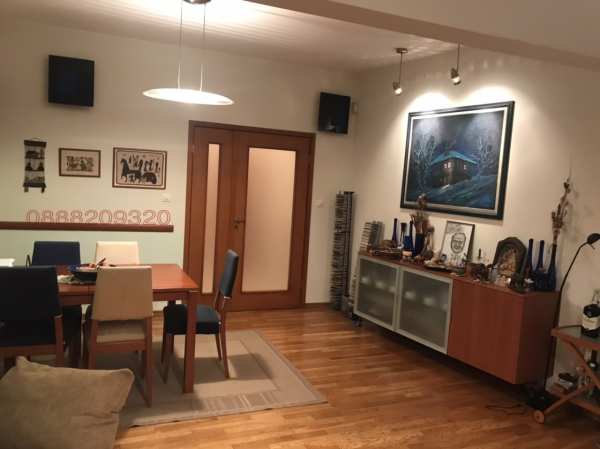 Дава под наем 4-стаен, гр. софия, център