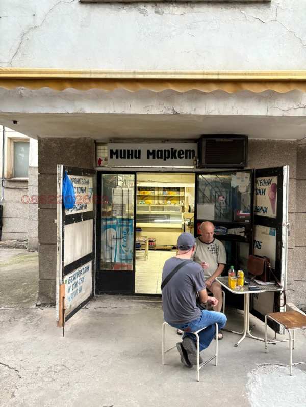 Дава под наем магазин, гр. монтана, широк център