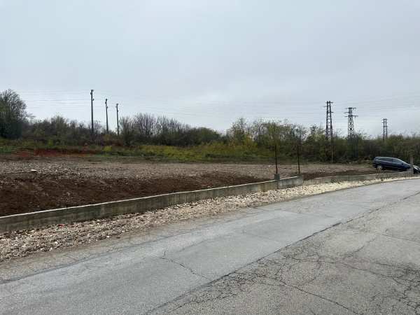 Дава под наем място, гр. плевен, индустриална зона