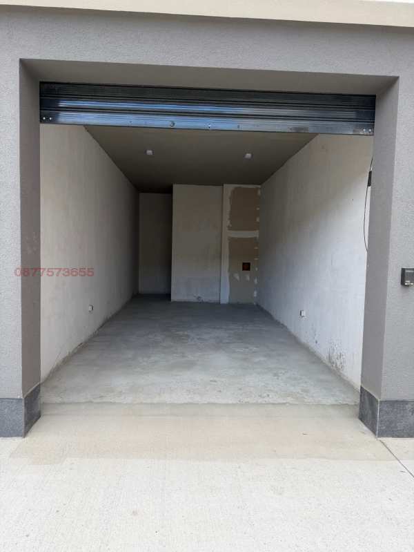 Дава под наем гараж, паркомясто, гр. перник, изток