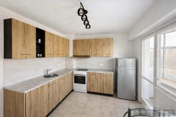 Дава под наем 4-стаен, гр. варна, лятно кино тракия