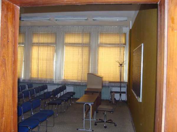 Дава под наем офис, гр. ловеч, център