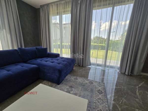 Дава под наем къща, с. кладница, област перник