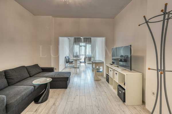 Дава под наем 2-стаен, гр. софия, център