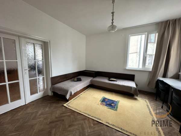 Дава под наем 3-стаен, гр. бургас, център