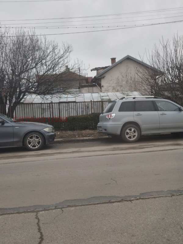 Дава под наем къща, гр. елин пелин, област софия област