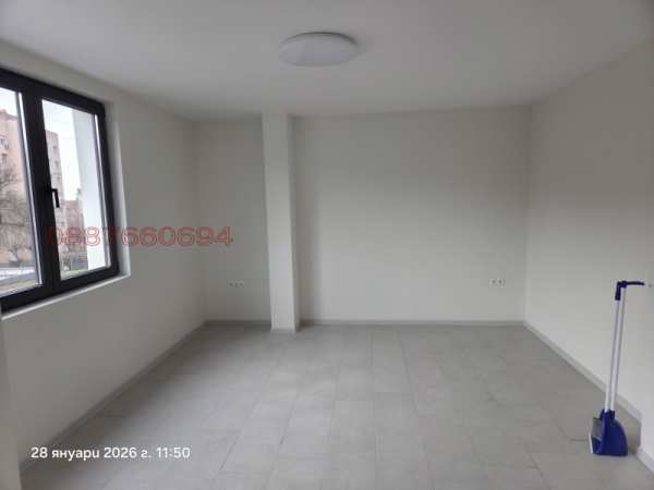 Дава под наем офис, гр. благоевград, еленово 2