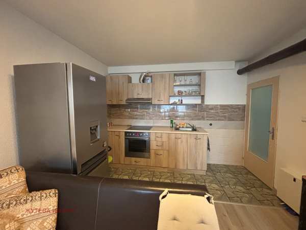 Дава под наем 3-стаен, гр. сопот, област пловдив