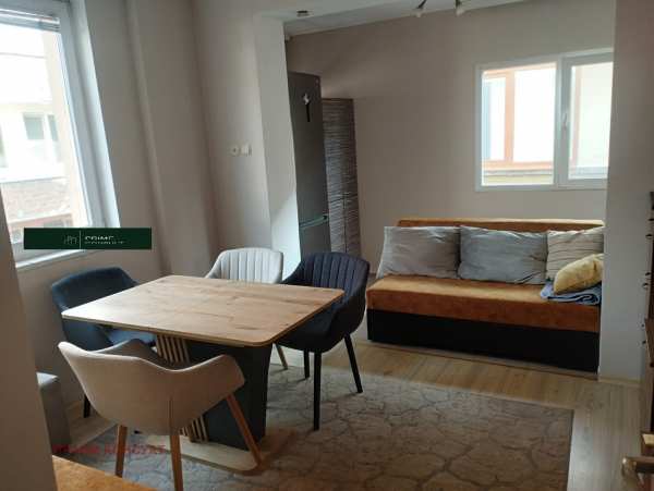 Дава под наем етаж от къща, гр. пловдив, христо смирненски