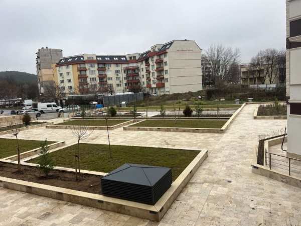 Дава под наем  1-стаен град Перник, Изток
      35 кв.м