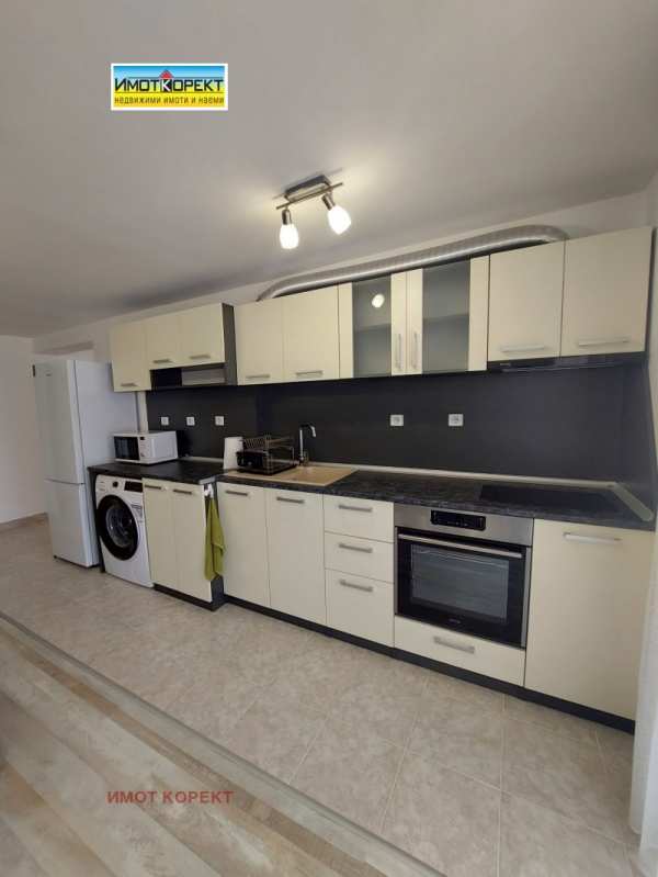 Дава под наем 2-стаен, гр. пазарджик, център