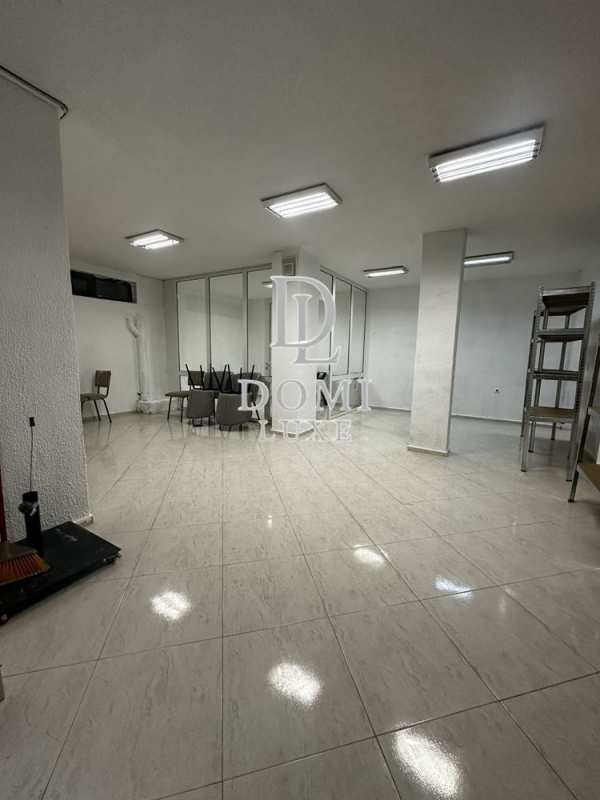 Дава под наем 2-стаен, гр. варна, център