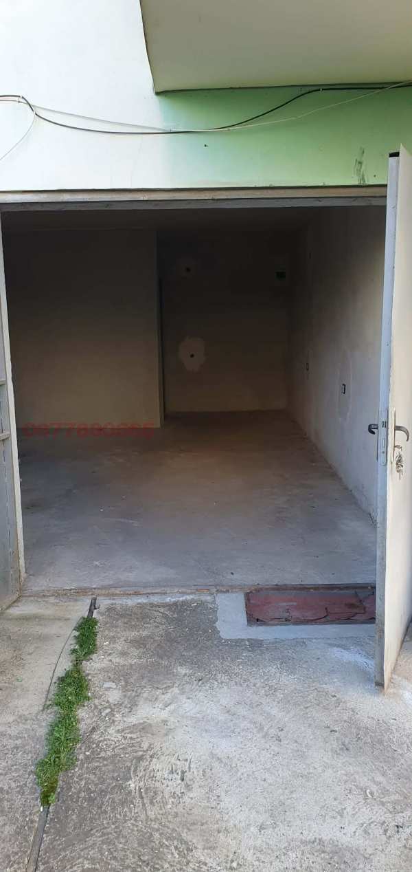 Дава под наем гараж, паркомясто, гр. хасково, любен каравелов