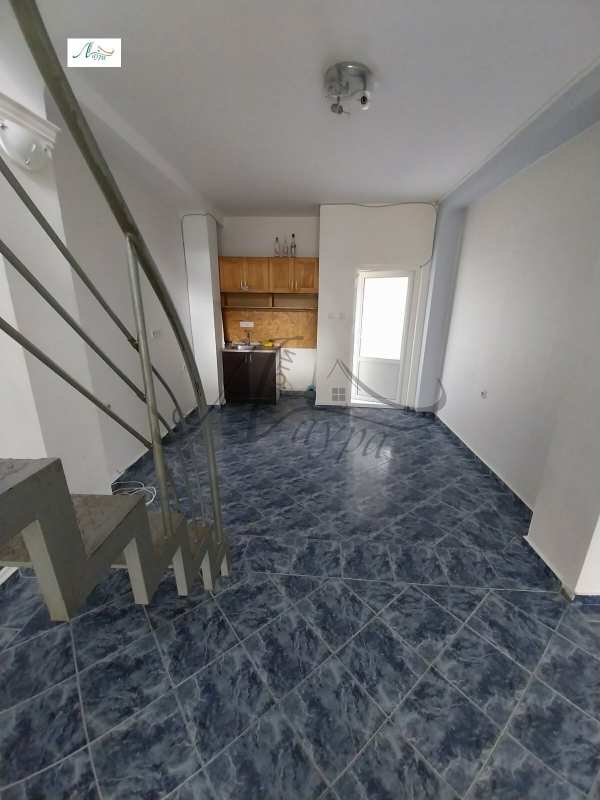 Дава под наем мезонет, гр. шумен, център