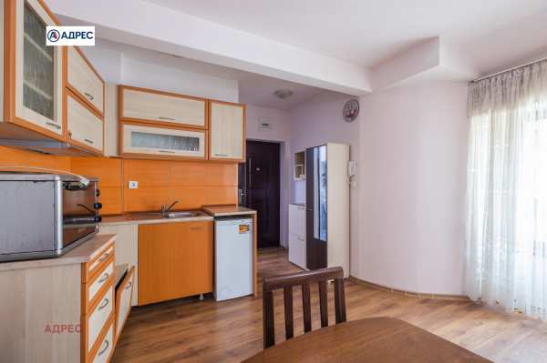 Дава под наем 2-стаен, гр. варна, колхозен пазар