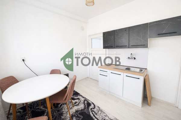 Дава под наем 2-стаен, гр. шумен, център